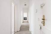 Flur - 2 Zimmer Etagenwohnung zum Kaufen in Berlin