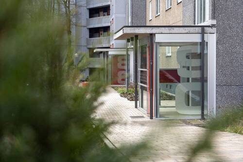 Eingangsbereich - 2 Zimmer Etagenwohnung zur Miete in Wiesbaden