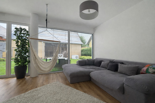 Wohnzimmer - 6 Zimmer Einfamilienhaus zum Kaufen in Naumburg (Saale)