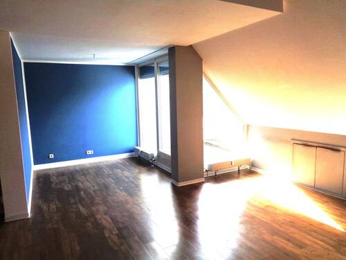 Teil vom Wohnbereich - 1 Zimmer Etagenwohnung in Stuttgart