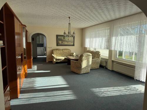 IMG_2056 - 8 Zimmer Mehrfamilienhaus, Wohnhaus in Burgoberbach