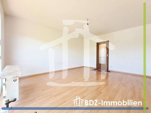 Wohn-und Schlafzimmer - 1 Zimmer Etagenwohnung zum Kaufen in Zirndorf