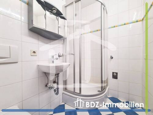 Dusche - Etagenwohnung mit 31,00 m² in Zirndorf zum Kaufen