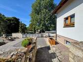 Blick zur Einfahrt - 