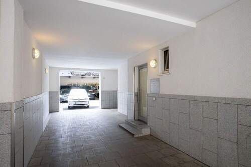 Durchfahrt zum Hof - 