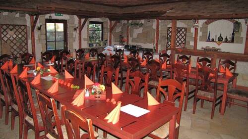 Veranstaltungsraum - Mehrfamilienhaus, Wohnhaus mit 455,00 m² in Bad Gottleuba zum Kaufen