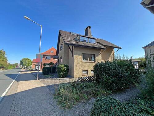 Ansicht Seite - 7 Zimmer Mehrfamilienhaus, Wohnhaus in Enger