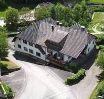 Umbau einer Gaststätte und Pension zur Traum-Immobilie für ein Mehrfamilienhaus in 79263 Simonswald