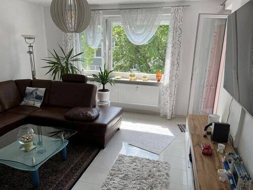 Wohnzimmer rechts - 