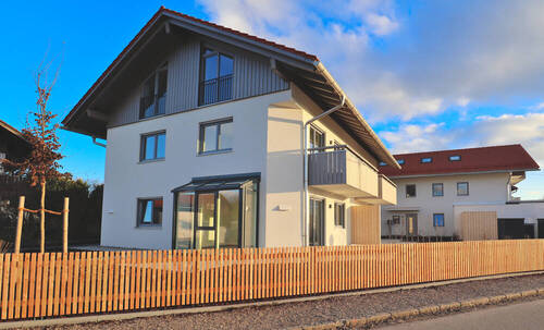 Außenansicht - 3 Zimmer Etagenwohnung in Otterfing
