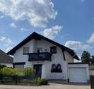 Freistehendes Komforthaus - 5 Zimmer Mehrfamilienhaus, Wohnhaus zum Kaufen in Homburg