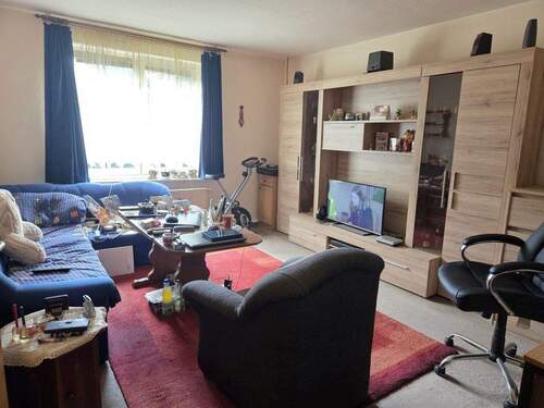 Wohnzimmer - 2 Zimmer Etagenwohnung in Eisenach