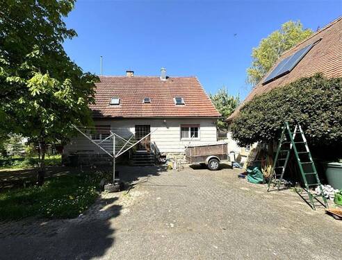 Blick zum Hof - Bauernhaus, Landhaus mit 120,00 m² in Steinsfeld zum Kaufen