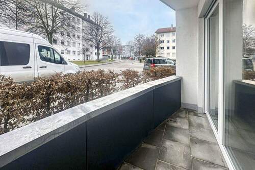 BalkonTerrasse - 1 Zimmer Einfamilienhaus in Ingolstadt