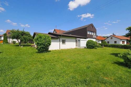 · - 1 Zimmer Mehrfamilienhaus, Wohnhaus in Gammertingen