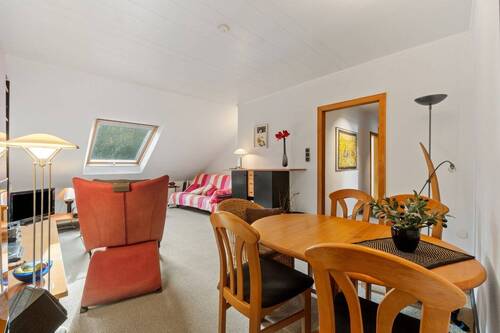 7 Wohnzimmer DG - 