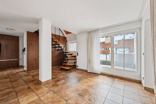 Essbereich mit Balkonzugang - 4 Zimmer Etagenwohnung zum Kaufen in Möglingen