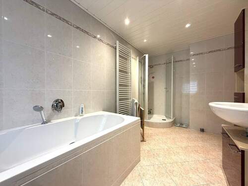 Badezimmer Obergeschoss - 