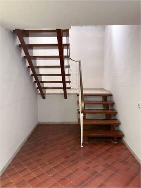 Peter Dondorf Immobilien - Treppe, Flur - 