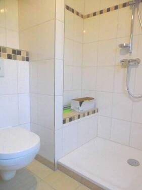 Teilansicht Duschbad (neu!) - 