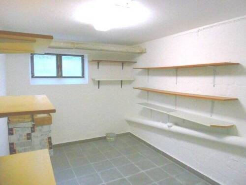 renovierter Kellerraum - 