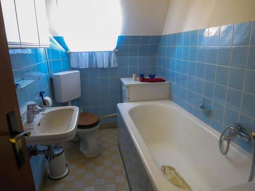 Badezimmer Dachgeschoss - 