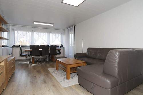 Wohnzimmer - 2 Zimmer Etagenwohnung zum Kaufen in Tamm-Hohenstange