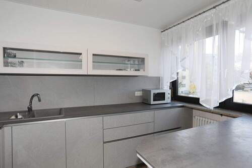 Küche mit Einbauküche - Etagenwohnung mit 62,80 m&sup2; in Tamm-Hohenstange zum Kaufen