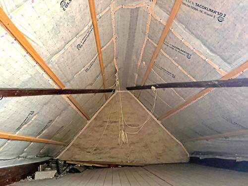 Dach mit Isolierung - 