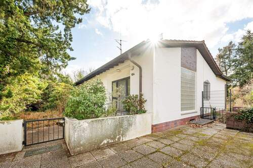 Vorderansicht - 5 Zimmer Einfamilienhaus in Hockenheim