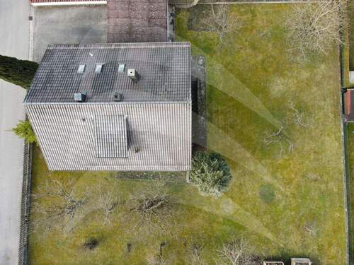 Vogelperspektive - Mehrfamilienhaus, Wohnhaus mit 260,00 m&sup2; in Mallersdorf-Pfaffenberg zum Kaufen