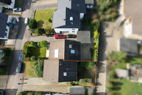 Draufsicht mit Grenzen - 4 Zimmer Doppelhaushälfte zum Kaufen in Odenthal / Blecher