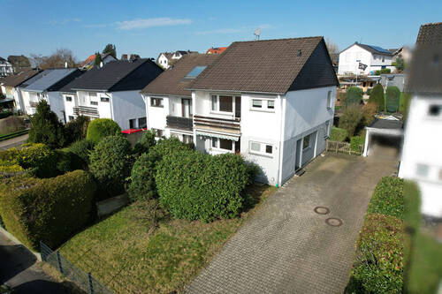 Drohne Halbrechts - 4 Zimmer Doppelhaushälfte in Odenthal / Blecher