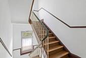 Treppenhaus - 4 Zimmer Etagenwohnung zum Kaufen in Frankfurt