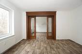 Wohnzimmer - 2 Zimmer Etagenwohnung in Mohlsdorf / Teichwolframsdorf