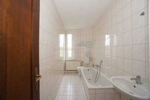 Badezimmer - Etagenwohnung mit 68,40 m² in Mohlsdorf / Teichwolframsdorf zur Miete