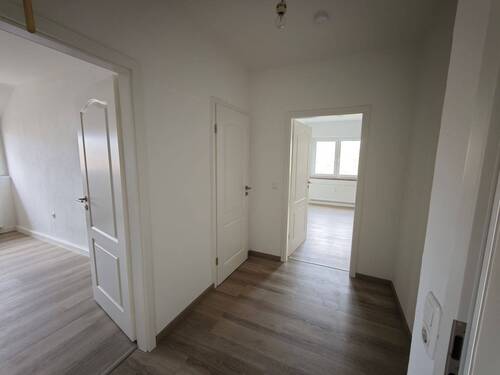 Flur - Etagenwohnung mit 47,30 m² in Groitzsch zur Miete