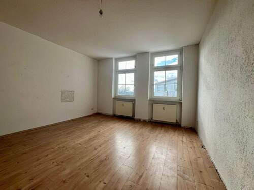 Wohn-/Schlaf-/Kinderzimmer - 