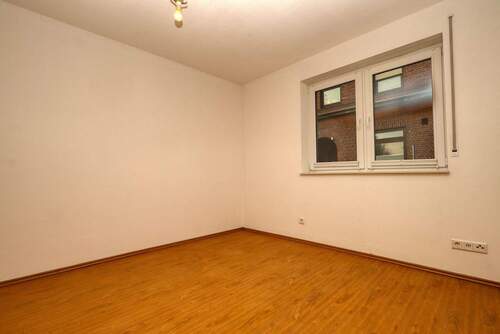 Zimmer - Doppelhaushälfte mit 120,00 m&sup2; in Geestland zum Kaufen