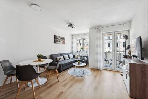 Wohnzimmer - Etagenwohnung mit 40,60 m&sup2; in Berlin zum Kaufen