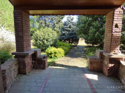 Vorplatz Hauseingang - Mehrfamilienhaus, Wohnhaus mit 252,00 m&sup2; in Landstuhl zum Kaufen