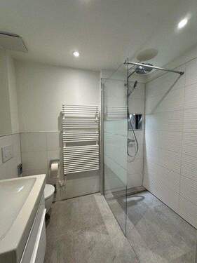 Badezimmer_.jpg - 