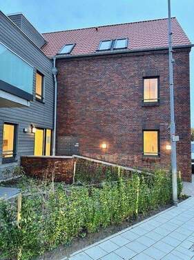 Hausansicht.jpg - 2 Zimmer Etagenwohnung zum Kaufen in Wittmund