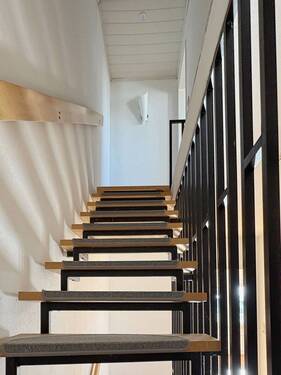 Treppe zum DG - 