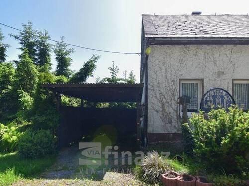 Carport - Einfamilienhaus mit 132,50 m² in Neuhausen zum Kaufen