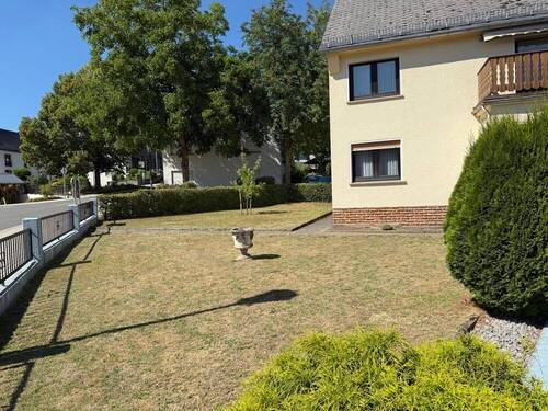 Grundstück - Einfamilienhaus mit 160,00 m² in Niederahr zum Kaufen