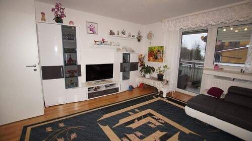 Wohnen - 3 Zimmer Etagenwohnung zur Miete in Hunderdorf