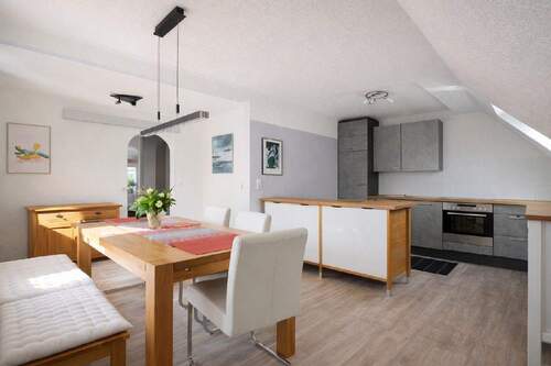 Küche und Essbereich OG - 