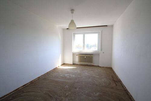 Kinderzimmer - Zentrumsnahe 3-Zimmerwohnung - 170.000,00&nbsp;EUR Kaufpreis, ca.&nbsp; 75,50&nbsp;m&sup2;&nbsp;Wohnfl&auml;che