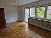 Schlafzimmer mit Zugang zum Balkon - 